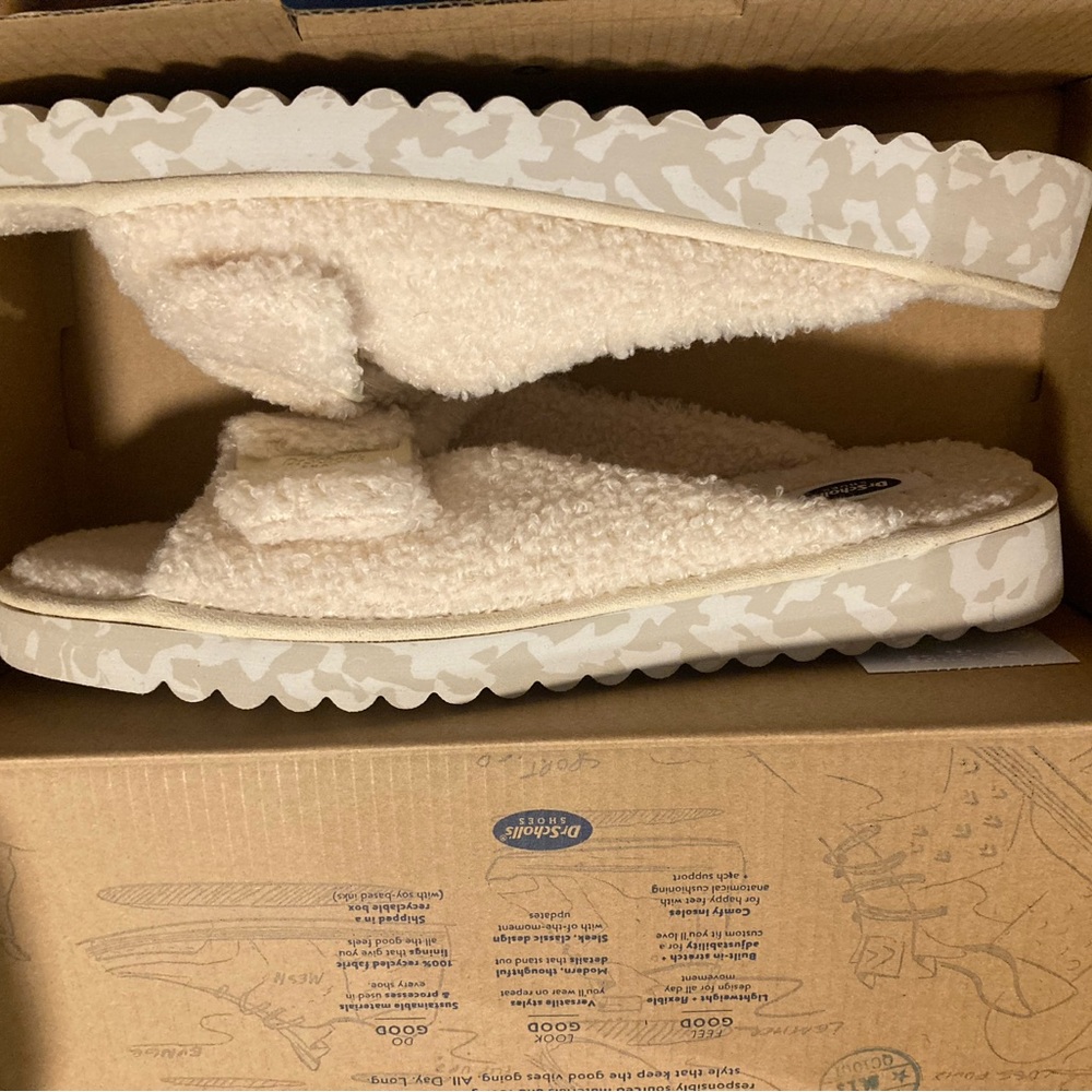 Dr Scholls Sandals new in box NWT